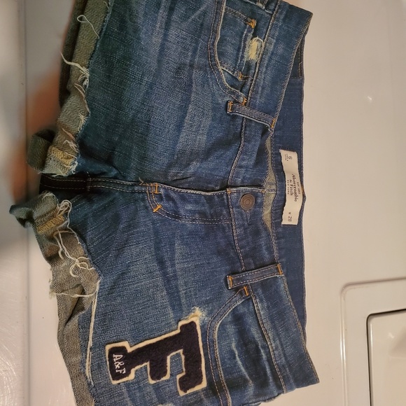 Abercrombie Jean shorts - Picture 1 of 1